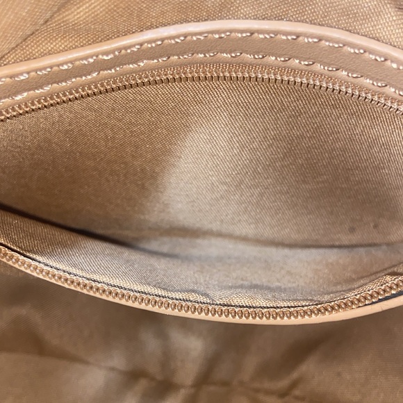 Valentino Orlandi Tan Shoulder Bag with Gold Accents NWT - Picture 8 of 12